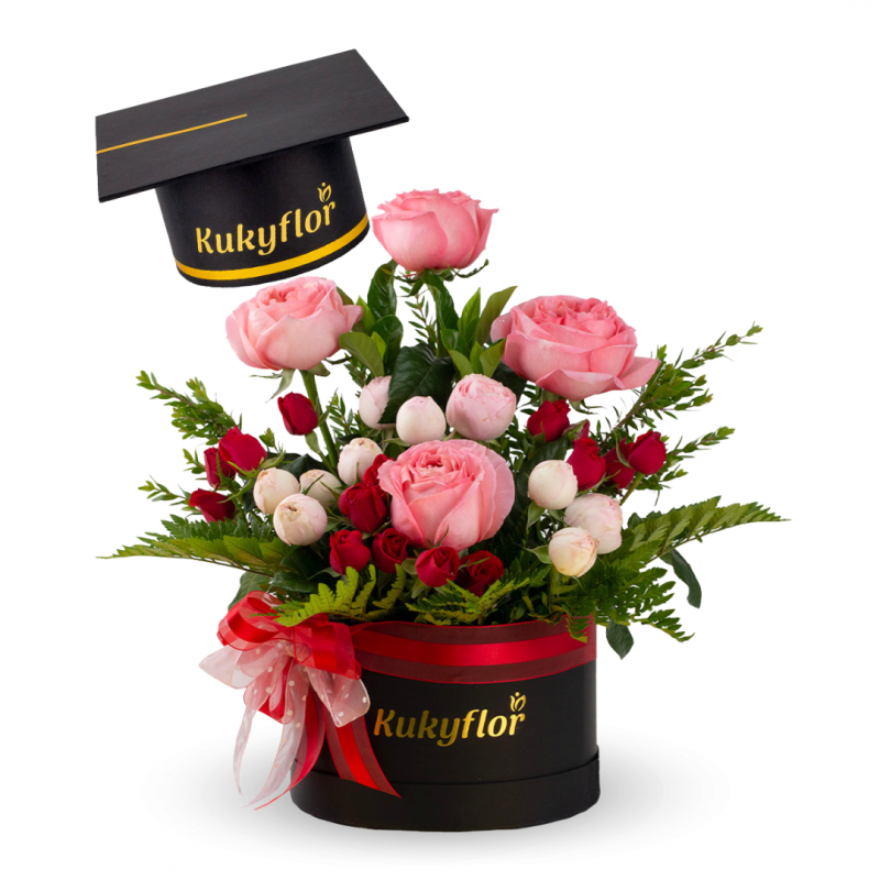 Garden rose hatbox and mini roses graduation