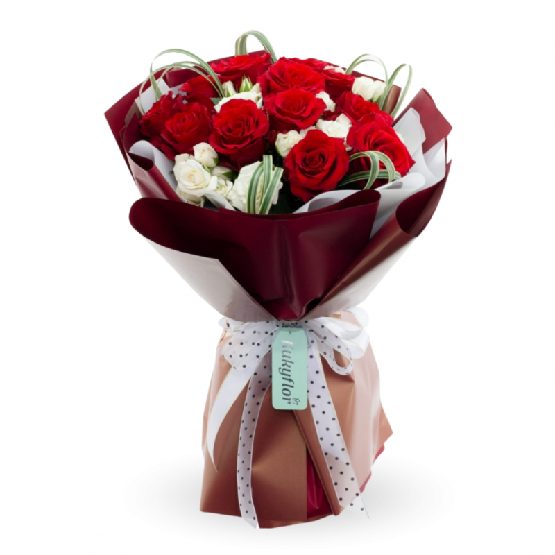 Bouquet of 12 roses with mini Premium roses