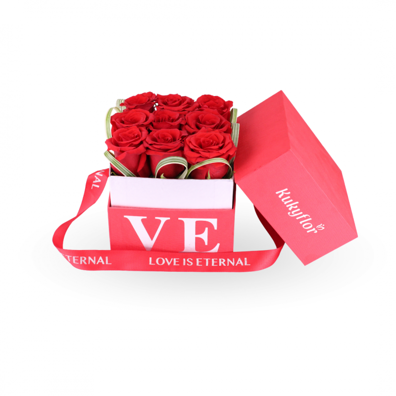 Envía por San Valentín este Box Love 9 Rosas Rojas