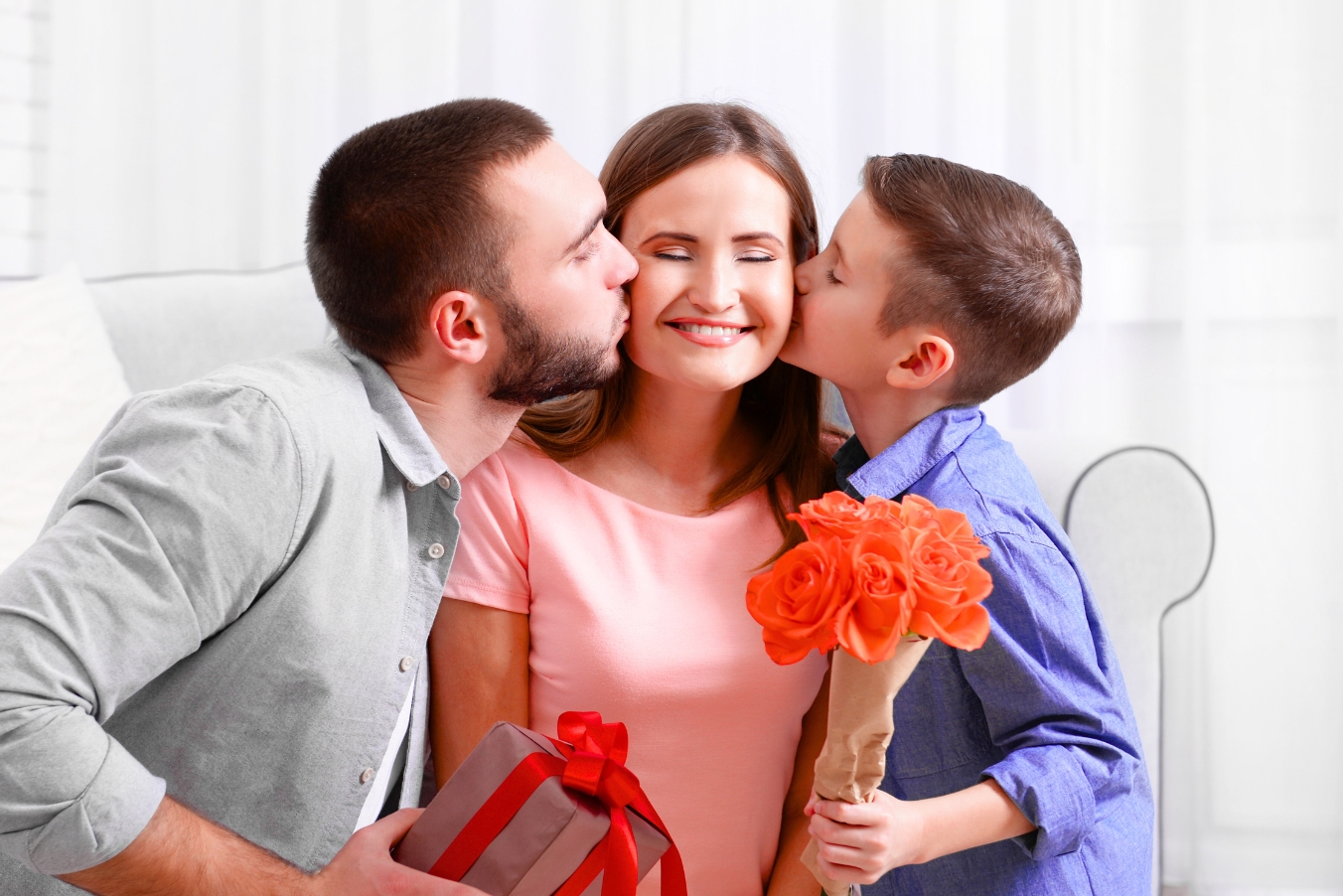 Deslumbra en el día de la madre con un arreglo de Rosas Rojas